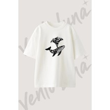 Kozmik Balina Tasarım Baskılı Unisex Oversize Kalıp Beyaz Tshirt