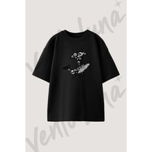 Kozmik Balina Tasarım Baskılı Unisex Oversize Kalıp Siyah Tshirt