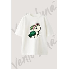 Flower Turtle Tasarım Baskılı Unisex Oversize Kalıp Beyaz Tshirt