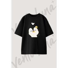 Penguin Flower Tasarım Baskılı Unisex Oversize Kalıp Siyah Tshirt