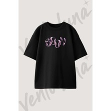 Cromatik Sivi Yazi Tasarım Baskılı Unisex Oversize Kalıp Siyah Tshirt