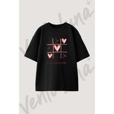 Love Tic Tac Toe Tasarım Baskılı Unisex Oversize Kalıp Siyah Tshirt