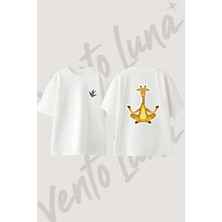 Yoga Giraffe Tasarım Sırt Baskılı Pamuk Beyaz Oversize T-Shirt