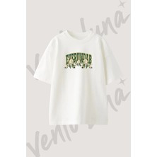 Everindab Rose Butterfly Tasarım Baskılı Unisex Oversize Kalıp Beyaz Tshirt