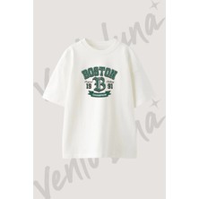 Boston Varsity Tasarım Baskılı Unisex Oversize Kalıp Beyaz Tshirt