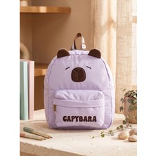 Capybara Orijinal Lisanslı Çocuk Okul / Anaokulu Çantası 3D Figürlü Su Geçirmez Kumaş Ön Cepli