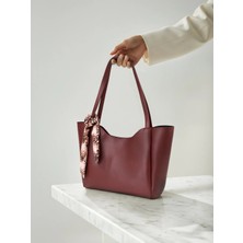 Sargınlar Kadın Fularlı Bordo Renk Fermuarlı Mıknatıs Kapamalı Shopper El ve Omuz Çantası