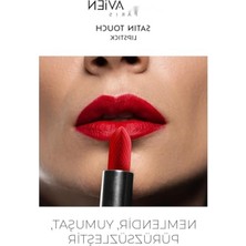 Larskas Uzun Süre Kalıcı Nemlendirici Yarı Mat Ruj - 820 Bright Maroon