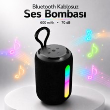 Badem10 Taşınabilir Bluetooth Hoparlör Ses Bombası Rgb LED Işıklı USB Type-C Aux Destekli Şarjlı Kablosuz