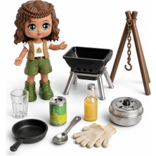Piknik Oyuncak Koleksiyon Figürü - Little Corner Mangal Ustası Kız Figürü