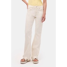It's Basic Kadın Kırık Beyaz 7s6-101 Mid Rise Flare Fit Denim Jean
