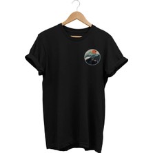  Japonya Baskılı Siyah T-Shirt