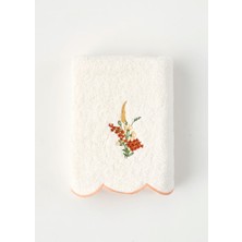 Empressco Yumuşak ve Hafif Krem Renkli 50X90 cm Yüz Havlusu