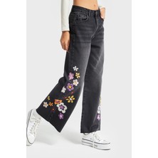 It's Basic Kadın Koyu Füme Renk Çiçek Nakışlı Culotte Fit Tasarım Denim Jean