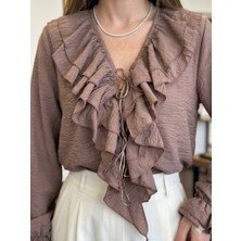 Salome Butik V Yaka Fırfır Detaylı Gömlek