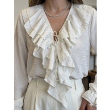 Salome Butik V Yaka Fırfır Detaylı Gömlek