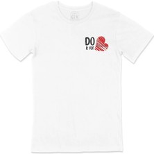  Do It For Love Cep Logo Tasarımlı Beyaz Tişört