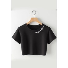  Love Yourself First Yaka Baskılı Crop Tshirt