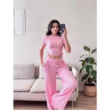 EVOA Bisiklet Yaka Bluz ve Fırfır Detaylı Gagari Takım S - Pembe