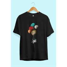 Bol Kalıp Unisex Astronot Balon Uzay Tasarım Baskılı Tişört