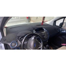 Guerrıno Torpido Koruma Halısı Siyah Kenar Renk Siyah Ford Courier Ekranlı 2013-2020 ile Uyumlu