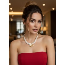 Nish Point Çiçek Charmlı Barok Inci Tasarım Kolye