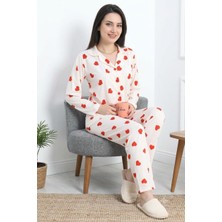 Marvelas Kadın Beyaz Kalp Desenli Pamuklu Likralı Pijama Takımı Uzun Kollu Düğmeli Rahat Kesim Ev Giyim