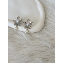 Revoia Inci Detaylı Silver Çiçek Küpe
