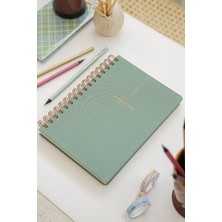 Matt Notebook 2026-2027 A5 Keten Akademik Ajanda Spiralli 15X21 cm - 17 Aylık Yeşil