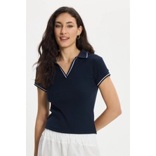 Tudors Kadın Slim Fit Dar Kesim Pamuklu Polo Yaka Kısa Kollu Lacivert Tişört
