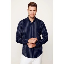 Tudors Erkek Slim Fit Dar Kesim Uzun Kollu Pamuklu Kolay Ütü Çizgili Lacivert Düğmeli Yaka Gömlek