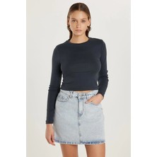 Busem Kadın Slim Fit Dar Kesim Bisiklet Yaka Antrasit Bluz