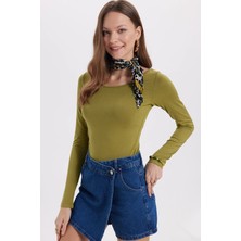 Tudors Kadın Slim Fit Dar Kesim Uzun Kollu Viskon Yeşil Bluz