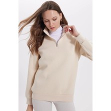 Tudors Kadın Relax Fit Rahat Kesim Pamuklu İçi Polarlı Yarım Fermuarlı Ekru Dik Yaka Sweatshirt