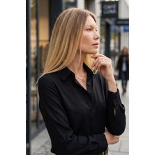 Tudors Kadın Slim Fit Dar Kesim Uzun Kollu Pamuklu Vücuda Oturan Dokulu Siyah Basic Gömlek