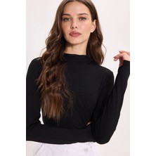 Tudors Kadın Regular Fit Klasik Kesim Viskon Kumaş Balıkçı Yaka Siyah Bluz