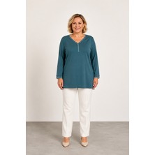 Bihan Store Kadın V Yaka Taşlı ve Harç Detaylı Uzun Kollu Tunik Bluz Y26-613-ZÜMRÜT