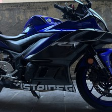 Sv Sticker Works Yamaha YZF-R25 2019-2024 Alt Sakal ve Yan Grenaj Karbon Kaplama Desen Sticker Etiket Modeli Beyaz Justrıde Yazılı Sağ Sol Çift