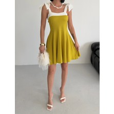 Alfudo Moda Collection Kadın Şerit Detay Straplez Yaka Bağlamalı Askı Tasarım Beyaz Kloş Mini Abiye Elbise