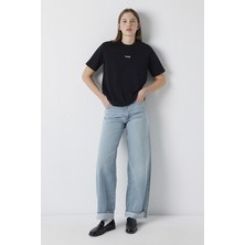 Mavi M1612829-900 Kadın Logo Baskılı T-Shirt