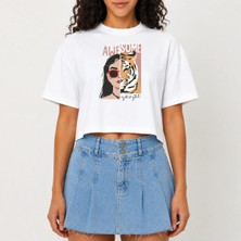 Urban Trend Store Urbantrendstore Crop Tişört Beyaz Awesome Leopar Baskılı Rahat Kesim Raw Cut Basic Kısa Tshirt