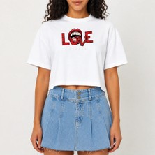 Urban Trend Store Urbantrendstore Crop Tişört Beyaz Love Dudak Baskılı Rahat Kesim Raw Cut Basic Kısa Tshirt