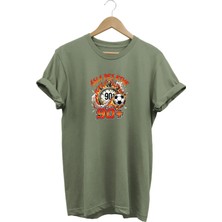  Erkek Siyah Asla Pes Etme 90+ Futbol Baskılı Bisiklet Yaka T-Shirt