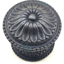 Armüz Antika Tarz Dekoratif Pirinç Papatya Kapı Babası - 73MM, Oksit