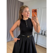 Size Özgü Siyah Bisiklet Yaka Midi  Boy Elbise