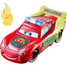 Disney Cars Disney Pixar Arabalar Yarış ve Kurtarma Operasyonu JMX72 - Lightning Mcqueen JMX73