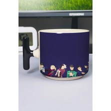 Zipzap Yuri On Ice Anime Baskılı Seramik Lüks Kupa (1 Adet) T Şeklinde Özel Siyah Kulp Dalga Kulp V1T