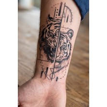 BP Tattoo Kaplan ve Geometrik Desenli Minimal Geçici Dövme