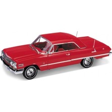 Welly 1:18 1963 Chevrolet Impala