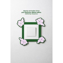 To Design Lab Çiçek Desenli Renkli Dekoratif Priz Süsü 8,5x8,5 cm Prizlerle Uyumludur
